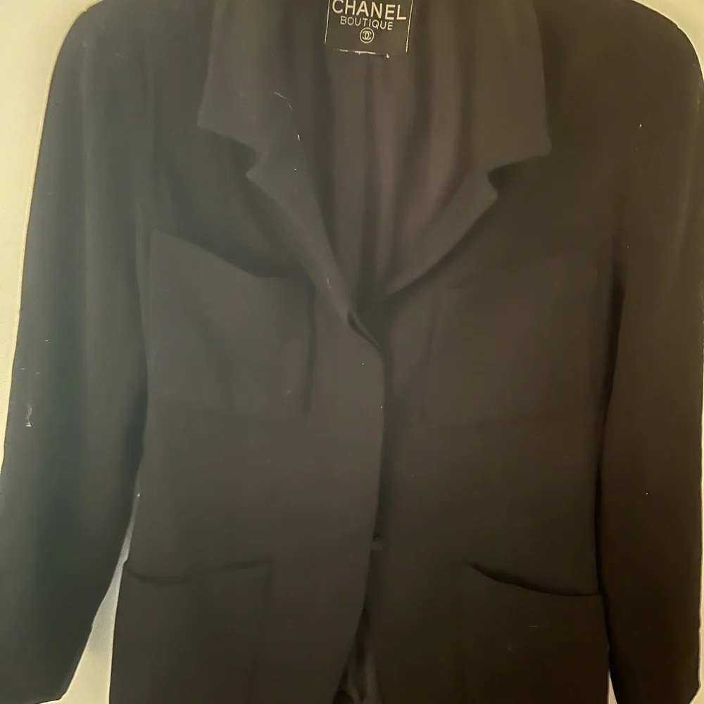 Authentic vintage CHANEL Boutique blazer - Picture 3 of 7